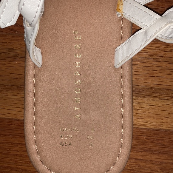 WHITE SANDALS - Picture 2 of 2